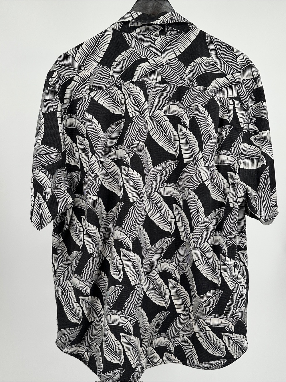 Tommy Bahama Silk Blend Camp Shirt XLT Charcoal Gray Tropical Banana Leaf Shirt - Picture 4 of 7